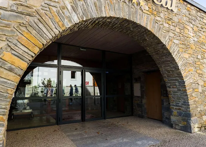 Au Centre Avec Piscine Et Sauna, Wi-fi Inclus - Fr-1-296-422 Lägenhet *