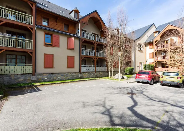 Appartement De Prestige En Hyper Centre Avec Piscine, Sauna Et Parking Sécurisé - Fr-1-296-422 *